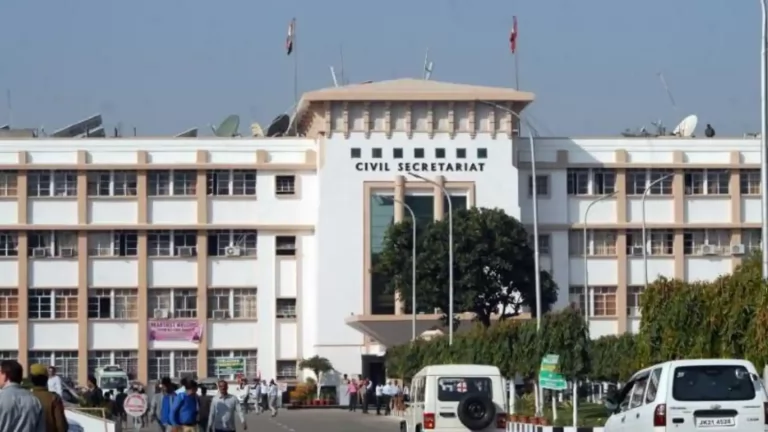खाड़ी देशों के व्यापारी कश्मीर पहुंचे