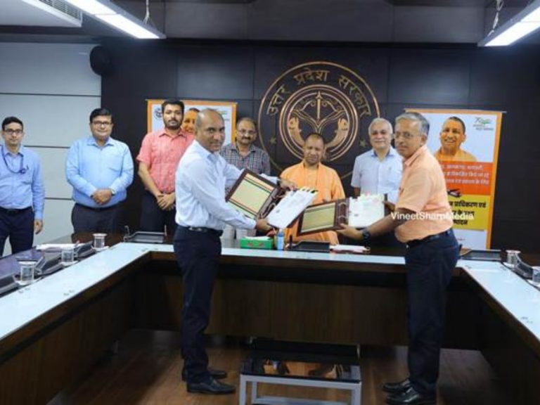 Airports Authority of India signed agreement with UP Govt