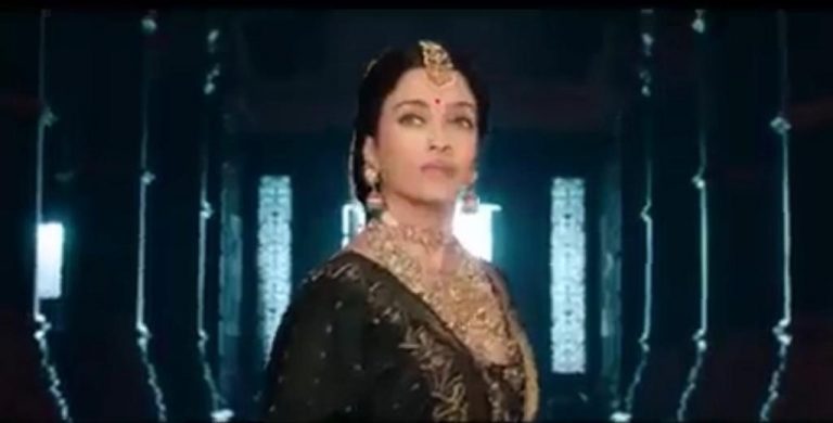 मणिरत्नम की ‘पोन्नियिन सेलवन 1’ का टीजर देख फैंस बोले- यह फिल्म इतिहास रचने वाली है