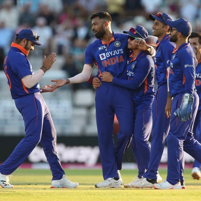 IND vs ENG 1st T-20 I : भारत ने इंग्लैंड को 50 रनों से हराया, हार्दिक पांड्या का दोहरा प्रदर्शन