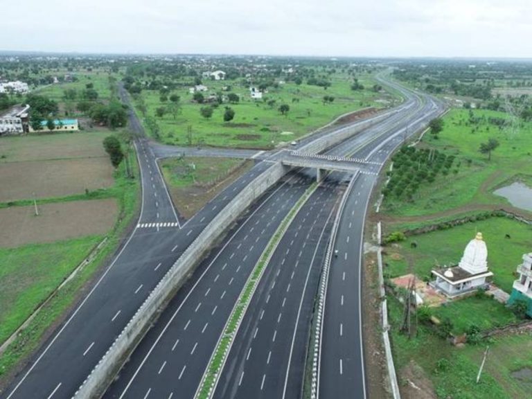Nitin Gadkari Inaugurated Savner-Dhapewada-Gondkheri Section of NH 547-E