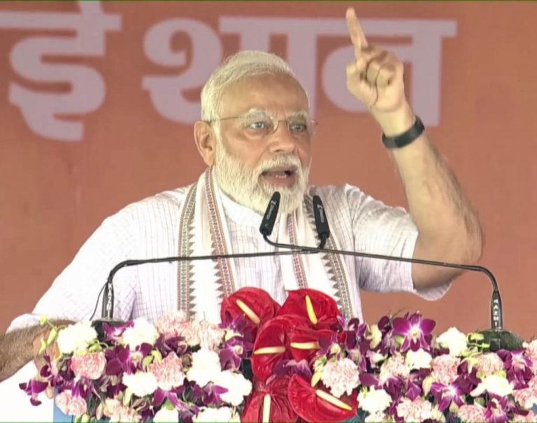 जिस धरती ने अनगिनत सूरवीर दिए, उस बुंदेलखंड को एक्सप्रेस-वे का उपहार देते हुए मुझे खुशी हो रही है – पीएम मोदी