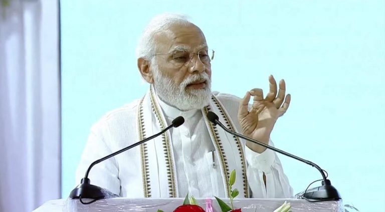 कनेक्टिविटी के साथ-साथ, आस्था और अध्यात्म से जुड़े स्थलों की सुविधाओं पर केंद्र सरकार बल दे रही है – पीएम मोदी