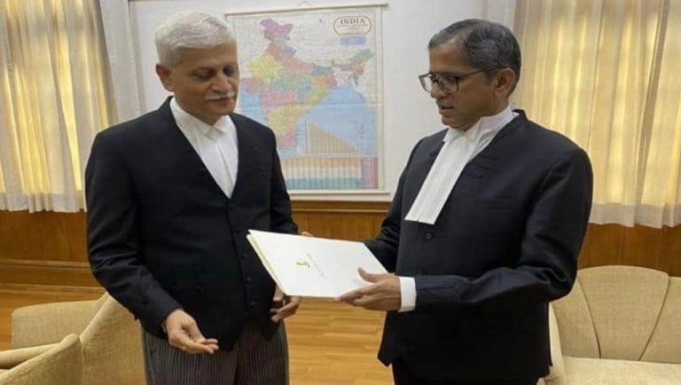 जस्टिस उदय उमेश ललित भारत के 49वें सीजेआई नियुक्त, निवर्तमान CJI एनवी रमना ने की थी सिफारिश