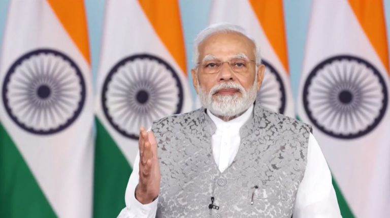 हमारी सरकार हर गरीब को अपनी पक्की छत देने के लिए दिन-रात काम कर रही है-पीएम मोदी