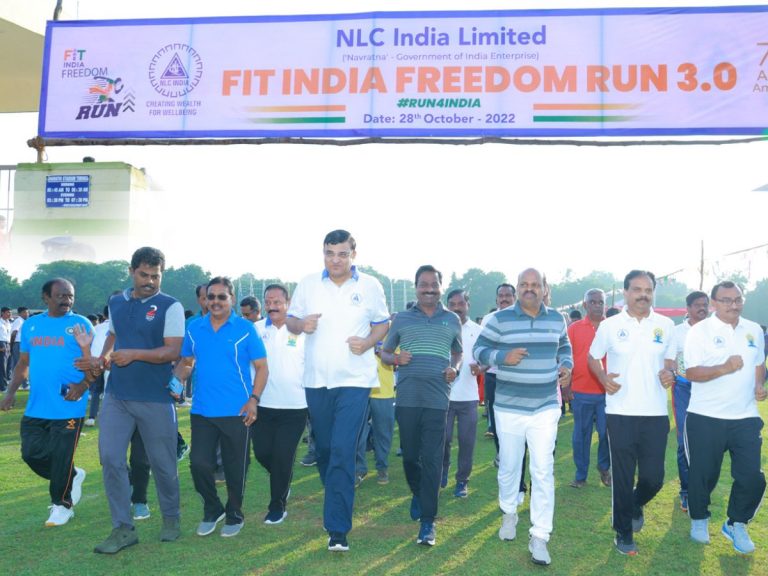MD, NLCIL, Launches Massive FIT INDIA Freedom Run 3.0 at Neyveli
