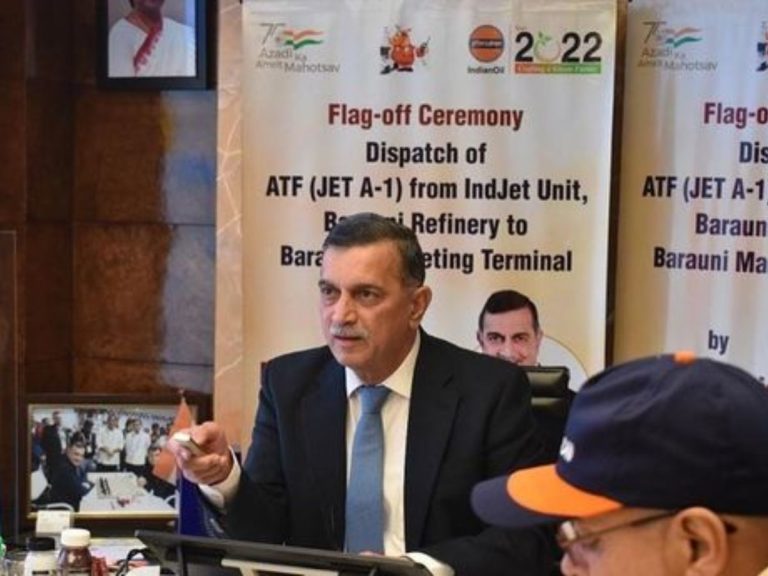 IndianOil Chairman S M Vaidya flagged off First batch of ATF