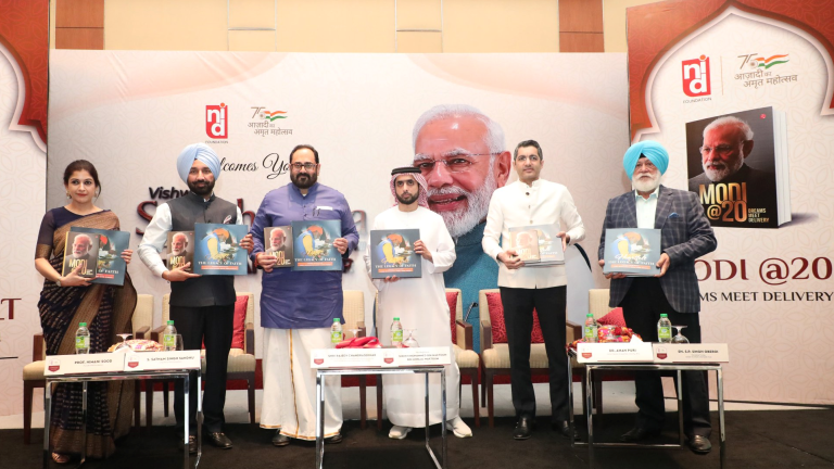 पीएम मोदी की उपलब्धियों पर 2 पुस्तकों का कल दुबई में विमोचन किया गया