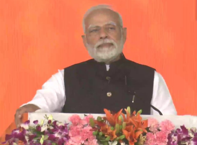 पीएम मोदी ने आंध्र प्रदेश के विशाखापत्तनम में 10,500 करोड़ रुपये से अधिक की परियोजनाओं की रखी आधारशिला