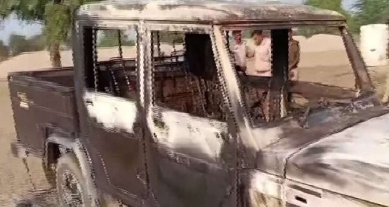 राजस्थान : जोधपुर में पथराव, कई गाड़ियों में लगाई आग