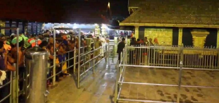 केरल: आज से सबरीमाला मंदिर खोल दिया गया है