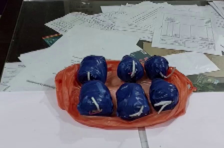 असम: पुलिस ने सोनितपुर में एक पुल के नीचे 6 हाथ से बने बम किए बरामद