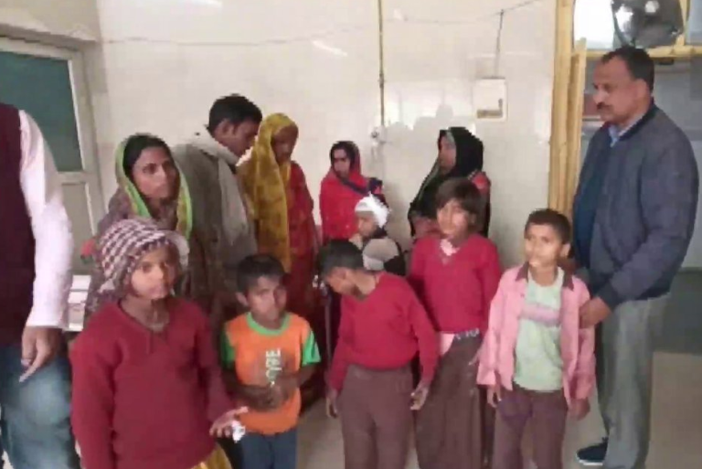 यूपी: बहराइच में सांडों के हमले से 7 स्कूली छात्र हुए घायल