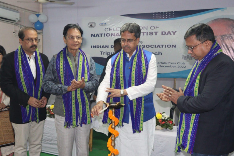 त्रिपुरा: सीएम माणिक साहा ने राष्ट्रीय दंत चिकित्सक दिवस के कार्यक्रम में हिस्सा लिया