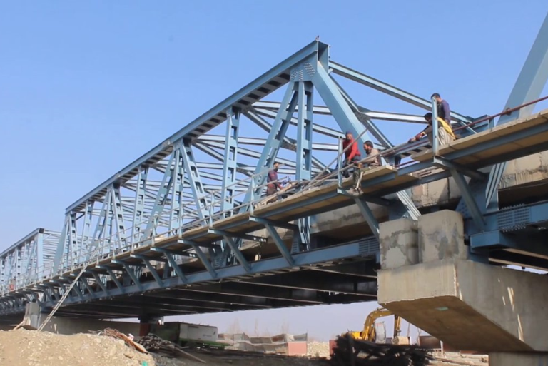 J&K: दक्षिण कश्मीर जिले के कुलगाम में सबसे बड़े पुल का निर्माण अंतिम चरण में