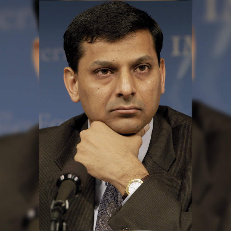 पुरानी पेंशन योजना में जाने से भविष्य में देनदारियाँ बढ़ सकती है: पूर्व RBI गवर्नर राजन