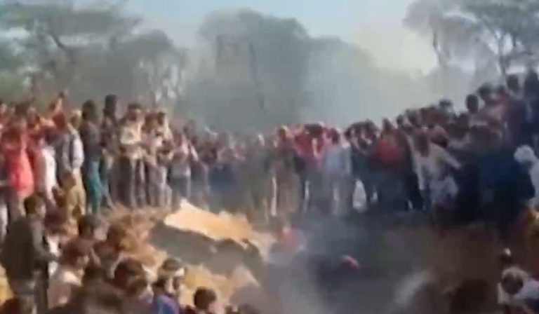 राजस्थान-भरतपुर में बड़ा हादसा, ट्रेनिंग के दौरान क्रैश हुआ प्लेन