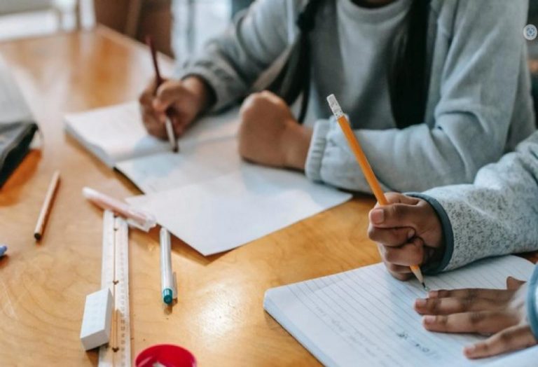 गुजरात : पंचायत जूनियर क्लर्क भर्ती परीक्षा स्थगित हुई