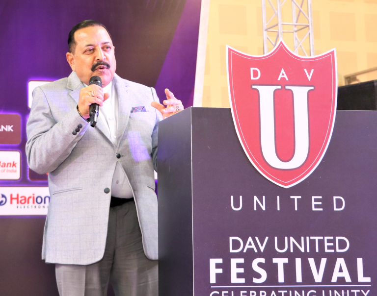 नई दिल्ली: डॉ. जितेंद्र सिंह ने DAV यूनाइटेड फेस्टिवल को किया संबोधित
