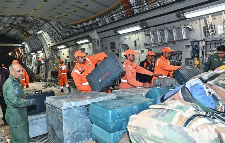 भारत ने तुर्किए को भूकंप राहत सामग्री की पहली खेप भेजी, NDRF की टीमों के साथ राहत सामग्री रवाना