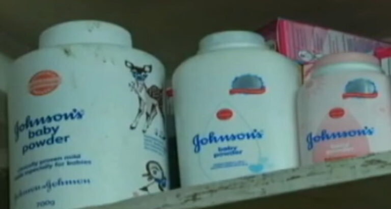 जॉनसन एंड जॉनसन ‘टैल्कम पाउडर की वजह से कैंसर’ के दावों को निपटाने के लिए 890 करोड़ डॉलर चुकाने को तैयार