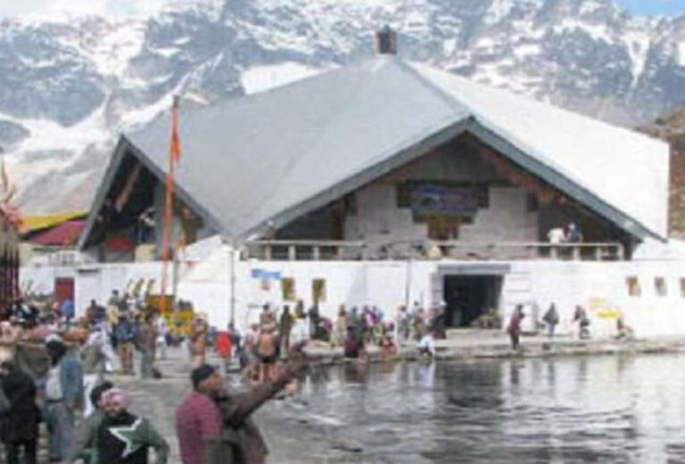 20 मई को खुलेंगे श्रद्धालुओं के लिए हेमकुंड साहिब के कपाट
