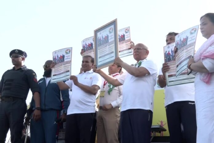 हरियाणा: सीएम मनोहर लाल खट्टर ने गुरुग्राम में 'राहीगिरी दिवस' समारोह में लिया भाग