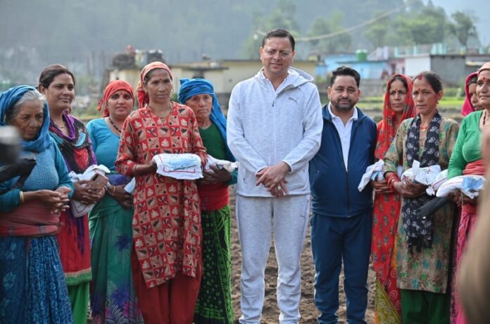 उत्तराखंड: सीएम धामी ने उत्तरकाशी के सिरोर और नेतला गांव का दौरा किया