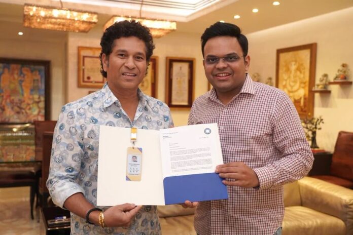 BCCI Secretary Jay Shah presented the golden ticket to Bharat Ratna Sachin Tendulkar