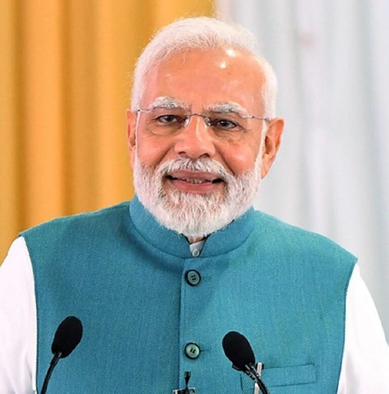PM Modi wishes HM Amit Shah on his Birthday