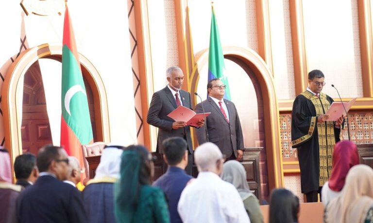 Mohamed Muizzu sworn in as 8th President of Maldives