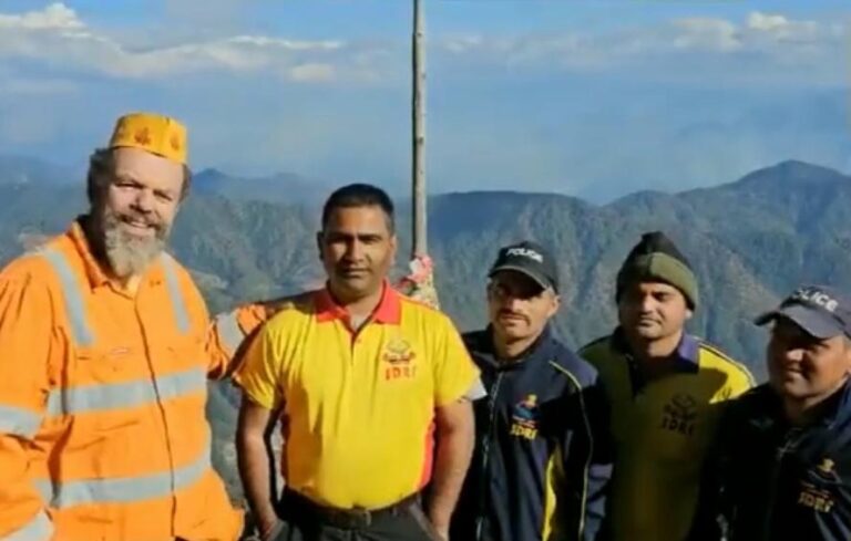 Uttarkashi: International tunnel expert Arnold Dix visited Baba Baukh Nag’s Temple