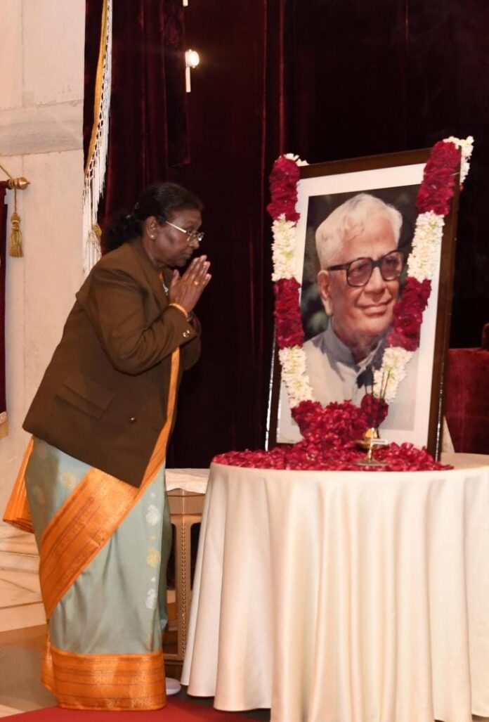 Source: @rashtrapatibhvn
