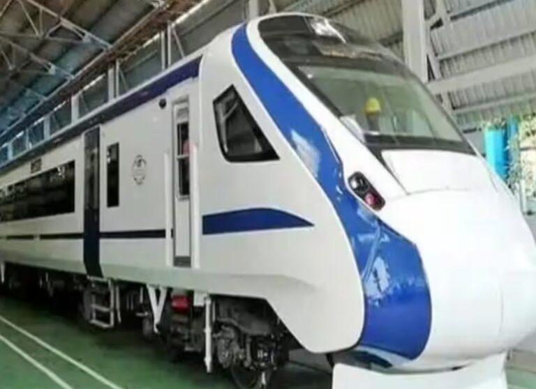 अयोध्या से आनंदविहार लखनऊ चलेगी वंदेभारत एक्सप्रेस, जल्द जारी होगा संचालन की तिथि का आदेश