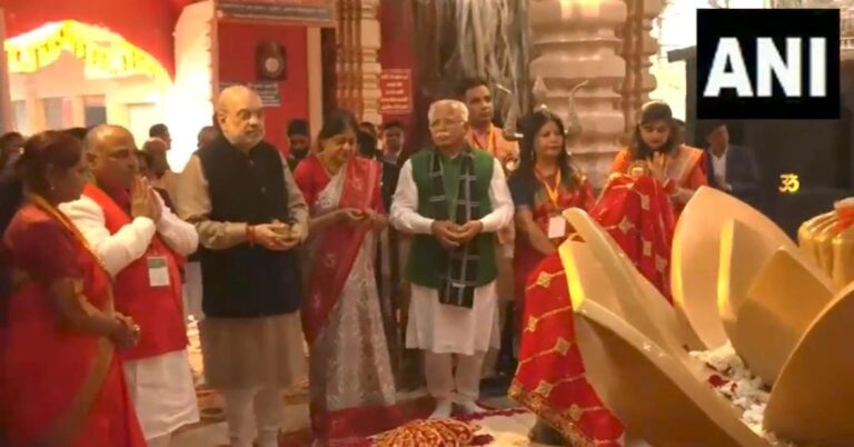 केंद्रीय गृह मंत्री अमित शाह और हरियाणा के CM मनोहर लाल खट्टर ने कुरुक्षेत्र के श्री देवीकूप भद्रकाली मंदिर में की पूजा-अर्चना