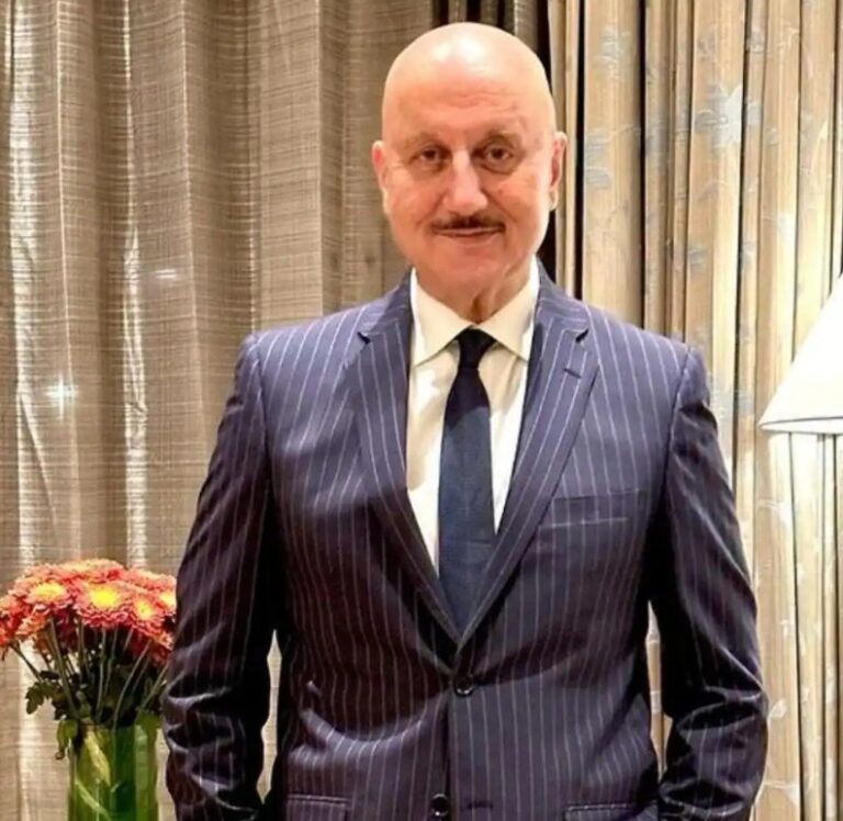 अभिनेता अनुपम खेर को मिला राम मंदिर की प्राण प्रतिष्ठा समारोह का निमंत्रण