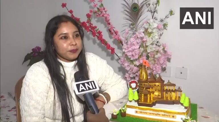 I thought to make a Ram Mandir themed cake- Cake artist Priyanka