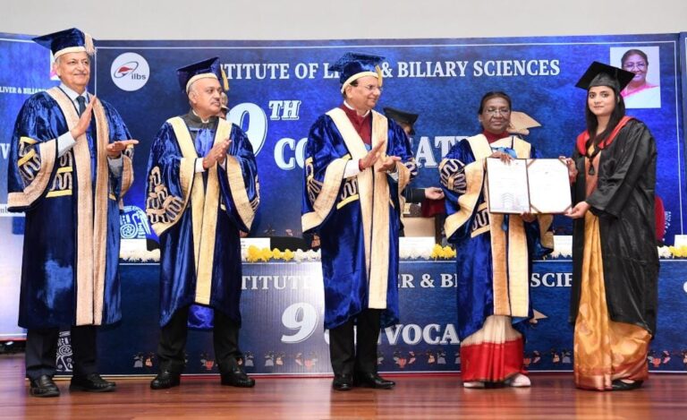 नई दिल्‍ली: राष्ट्रपति द्रौपदी मुर्मू ने लिवर और पित्त विज्ञान संस्थान (आईएलबीएस) के 9वें दीक्षांत समारोह में लिया भाग