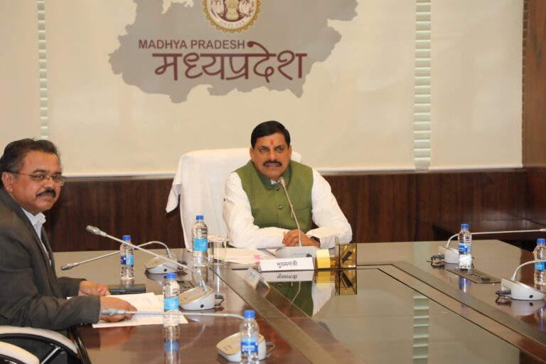 वीडियो कॉन्फ्रेंसिंग के माध्यम से CM डॉ. मोहन यादव ने मंडला-बैतूल जिले के लाभान्वित हितग्राहियों से किया संवाद