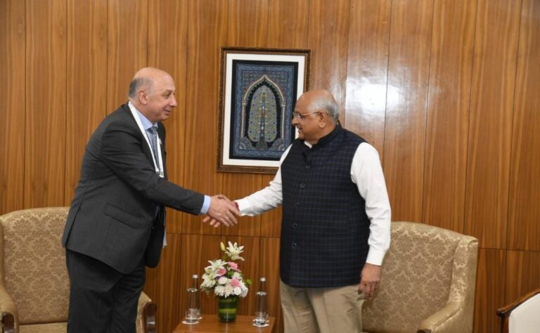 गुजरात के CM भूपेन्द्र पटेल ने न्यू डेवलपमेंट बैंक के उपाध्यक्ष और सीओओ व्लादिमीर काजबेकोव से की मुलाकात