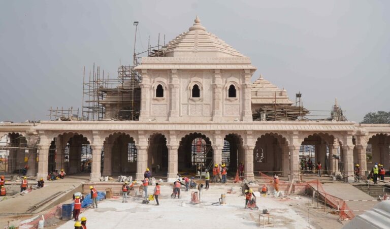 अयोध्या राम मंदिर ‘प्राण प्रतिष्ठा’ समारोह के चलते रिलायंस इंडस्ट्रीज ने 22 जनवरी को देश भर में अपने सभी कार्यालयों में अवकाश किया घोषित