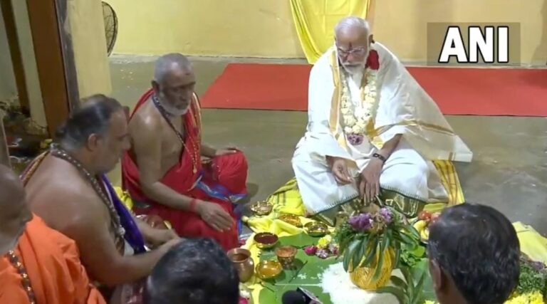 तमिलनाडु: PM मोदी ने धनुषकोडी में श्री कोठंडारामास्वामी मंदिर में की पूजा-अर्चना