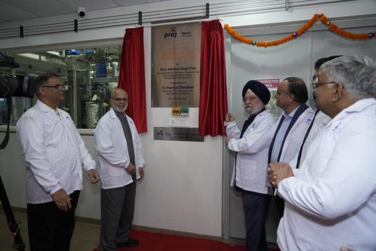 महाराष्ट्र: केंद्रीय मंत्री हरदीप सिंह पुरी ने अल्कोहल से विमानन टरबाइन ईधन बनाने की पहली पायलट परियोजना का किया उद्घाटन