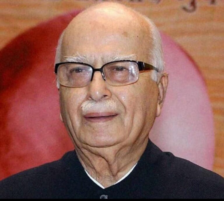 बीजेपी के वरिष्ठ नेता लालकृष्ण आडवाणी को ‘भारत रत्न’ प्रदान किए जाने की घोषणा पर सीएम योगी सहित कई नेताओं ने दी बधाई