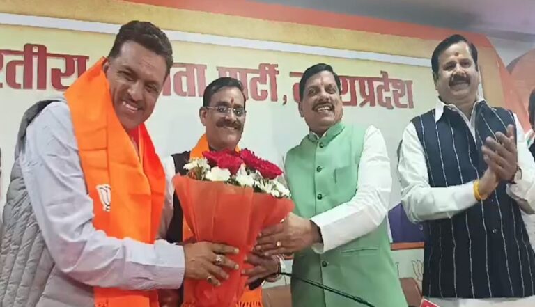 कांग्रेस को बड़ा झटका, जबलपुर महापौर जगत बहादुर सिंह बीजेपी में हुए शामिल