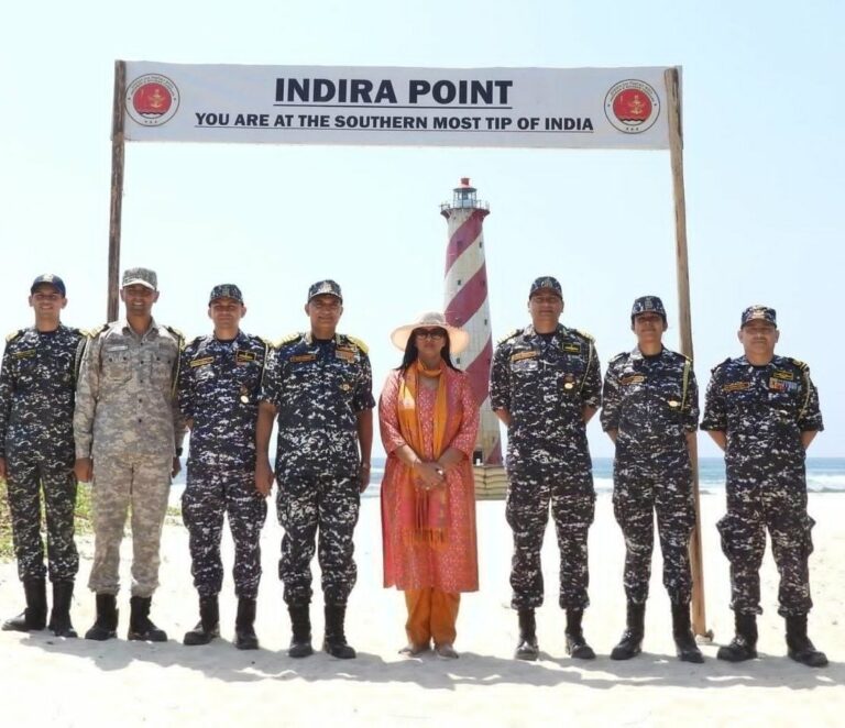 एडमिरल आर हरि कुमार ने दक्षिणी छोर इंदिरा प्वाइंट का किया दौरा