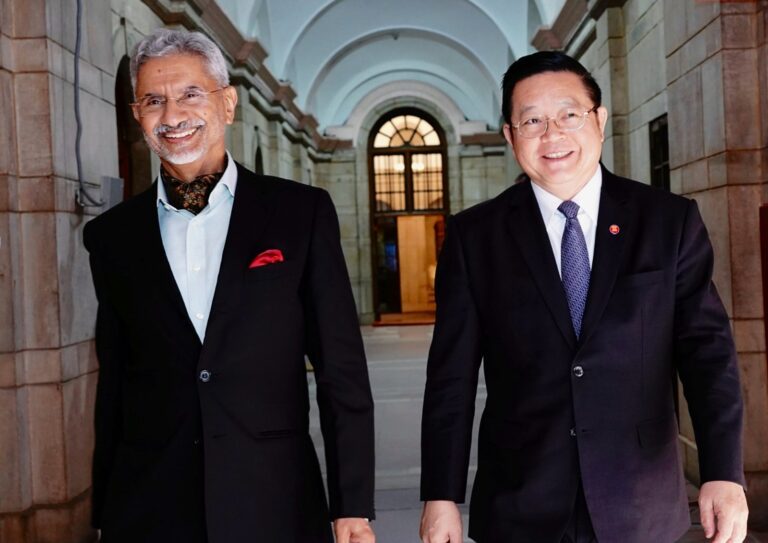 विदेश मंत्री डॉ. एस जयशंकर ने ASEAN के महासचिव डॉ. काओ किम होर्न से की मुलाकात