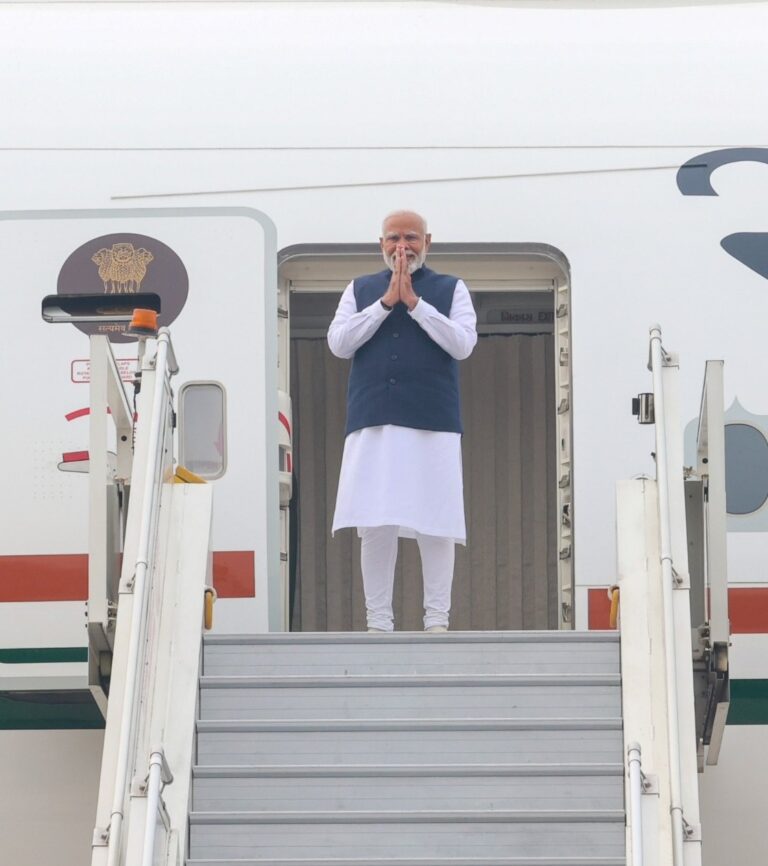 दिल्ली: PM मोदी संयुक्त अरब अमीरात की दो दिवसीय आधिकारिक यात्रा के लिए हुए रवाना