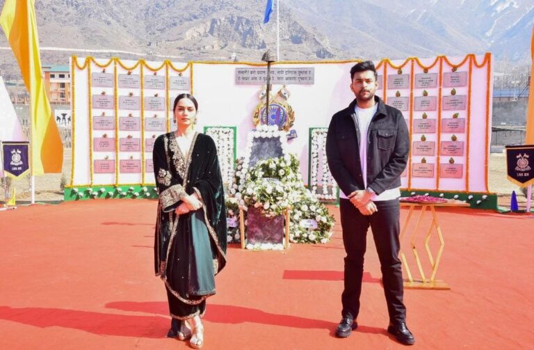 अभिनेता वरुण तेज स्टारर फिल्म ‘ऑपरेशन वैलेंटाइन’ की टीम ने आज पुलवामा स्मारक स्थल का दौरा किया