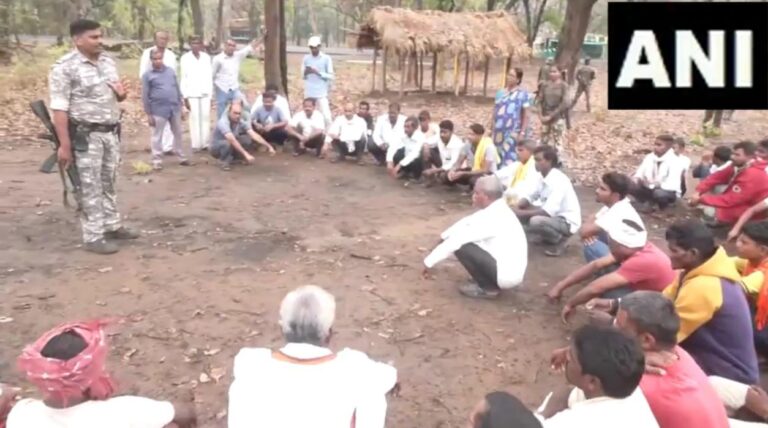 Gadchiroli: Police starts public awareness campaign for 100% voting in Naxal stronghold